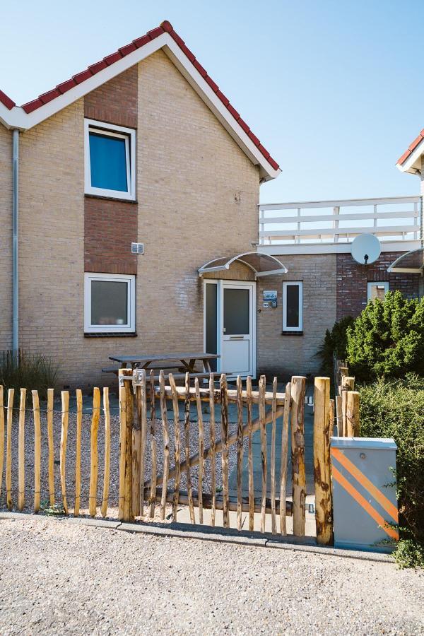 Mosselbank Beachside Retreat: Private Gardens Near Noordzeepark Ouddorp Exterior photo