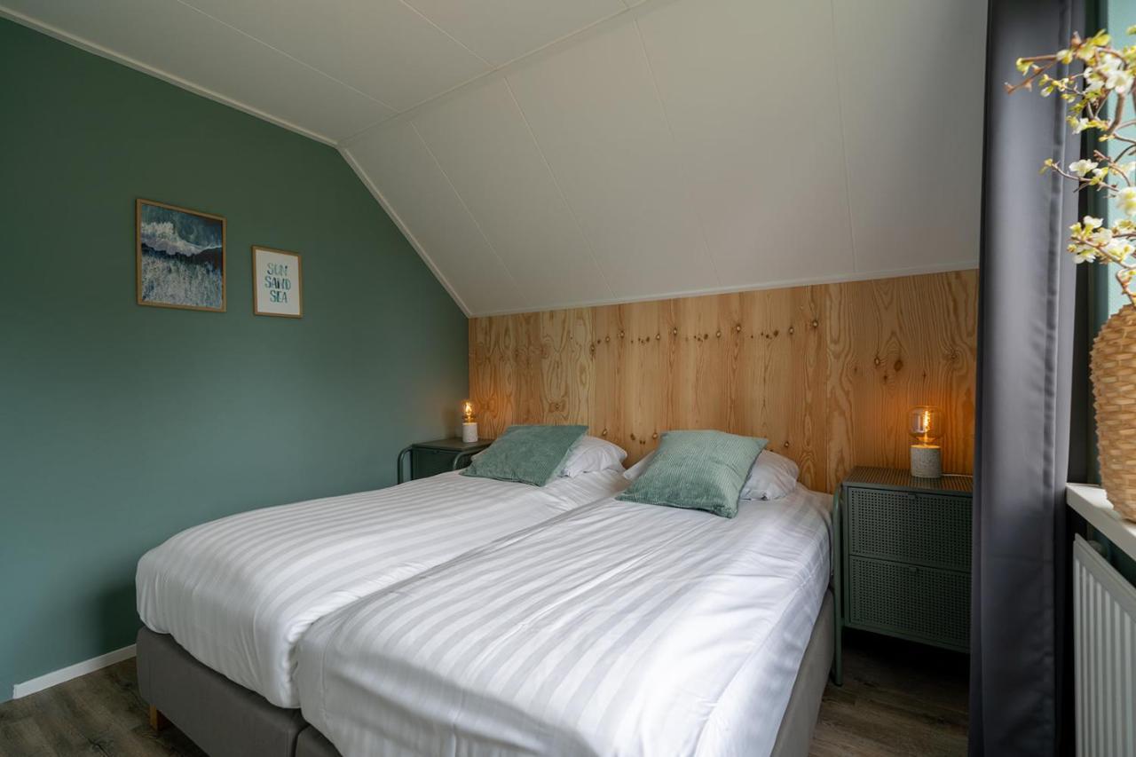 Mosselbank Beachside Retreat: Private Gardens Near Noordzeepark Ouddorp Exterior photo