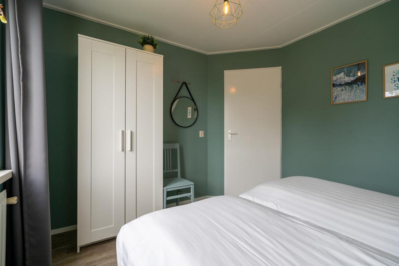 Mosselbank Beachside Retreat: Private Gardens Near Noordzeepark Ouddorp Exterior photo
